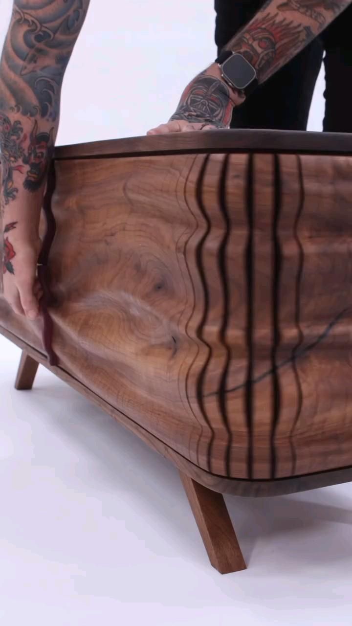 Wavy rolling shutter tambour doors Wavy rolling shutter tambour doors