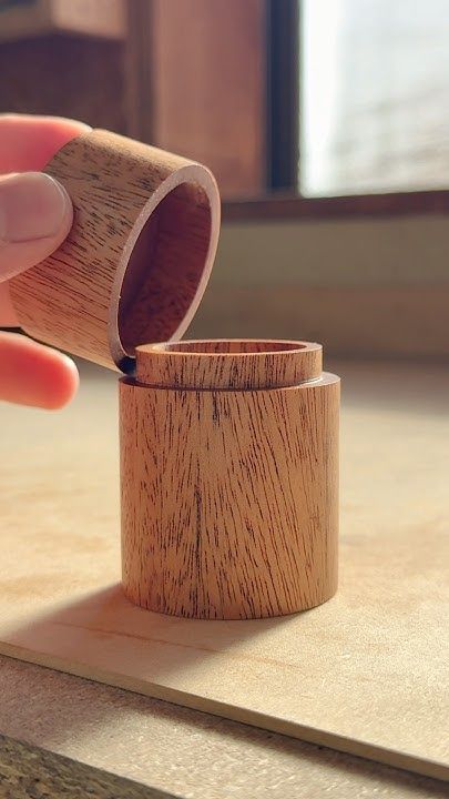 How to Make a Round Box with a Flush Lid #shorts #woodworking #diy